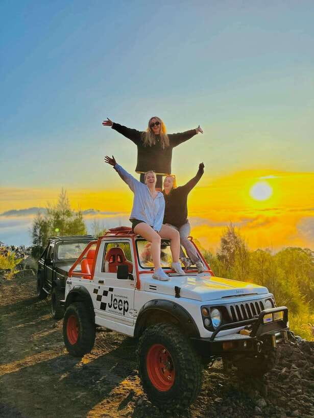 Bali: Mount Batur Sunrise Jeep and Black Lava With Breakfast - Breakfast in the Cold: Fueling Up Before You Explore the Volcano