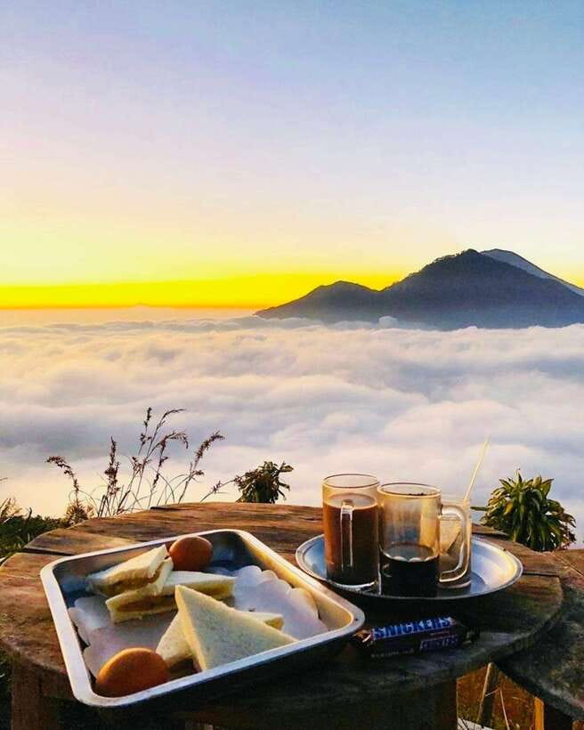 Bali: Mount Batur Sunrise Jeep and Black Lava With Breakfast - Getting Picked Up and Getting to Mount Batur in a 4WD Jeep