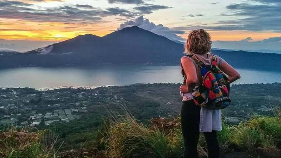 Bali: Mount Batur Sunrise Trek with A Female Guide - What the Early Hike Actually Looks Like (Dark, Then Clarity)