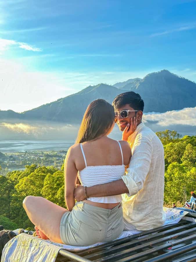 Bali: Mt Batur Jeep Sunrise & Taman Sari Waterfall Tour - Group Size, Crowd Control, and What to Expect at the Viewpoint