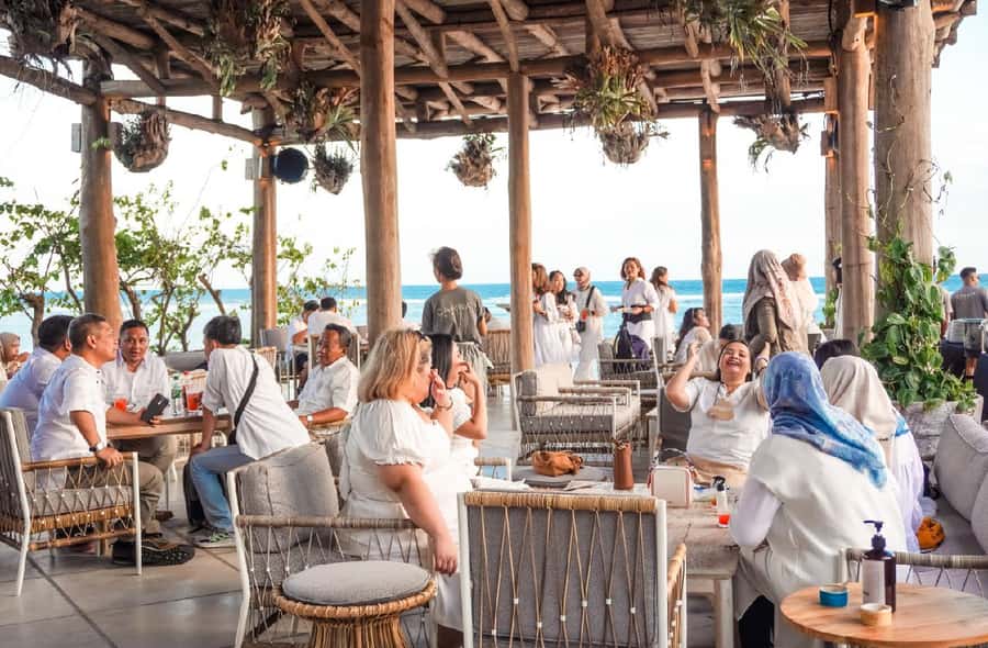 Bali/Nusa Dua: CANNA Beachfront Day Access + F&B Options - Pool time plus ocean views: the easiest day in Bali you will plan