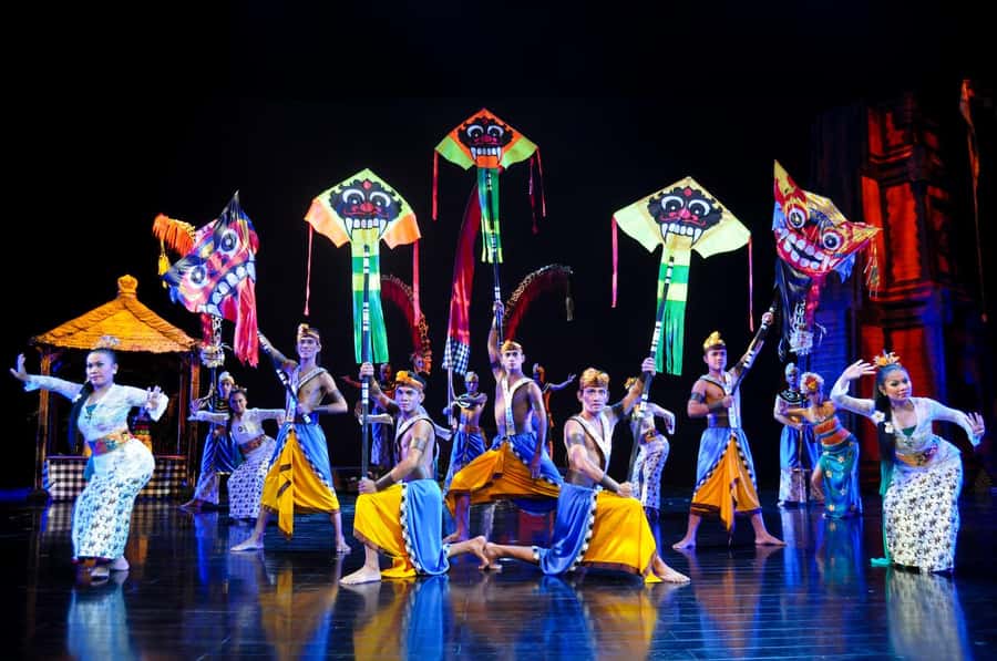 Bali Nusa Dua Theatre: Devdan Show Tickets - What the show covers, from Sumatra to Papua through dance and acrobatics