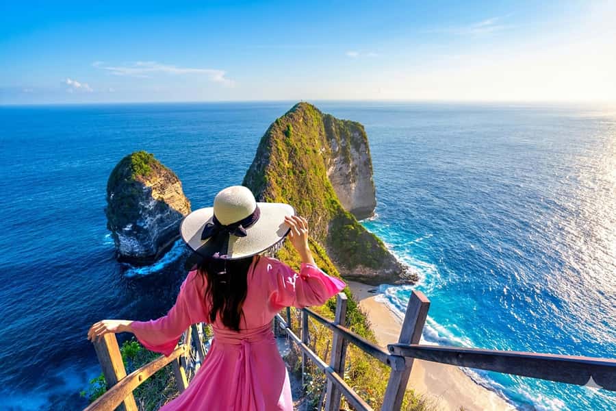 Bali/Nusa Penida: East & West Highlights Full-Day Tour - Getting to Nusa Penida: early ferry and smooth handoffs
