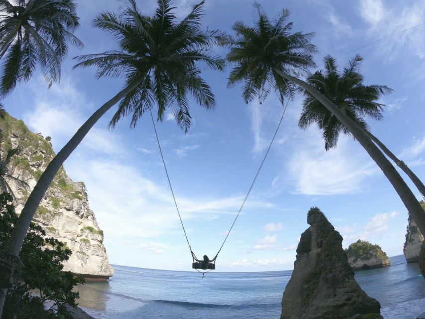 Bali/Nusa Penida: East & West Highlights Full-Day Tour - East side icons: Diamond Beach and Atuh Beach stairs and timing