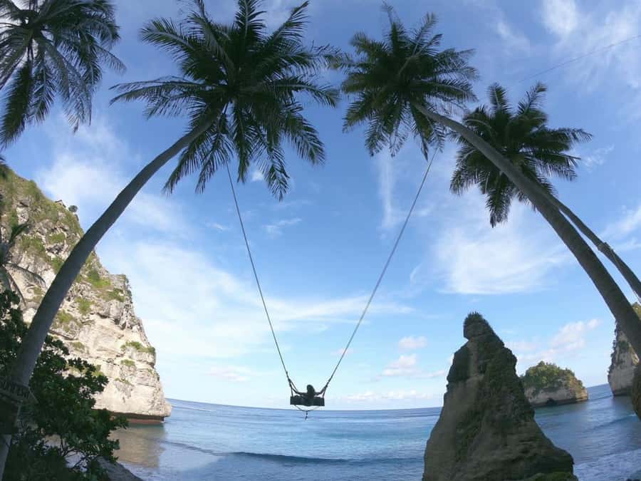 Bali/Nusa Penida: East & West Highlights Full-Day Tour - Molateng Treehouse and optional add-ons: what you can customize