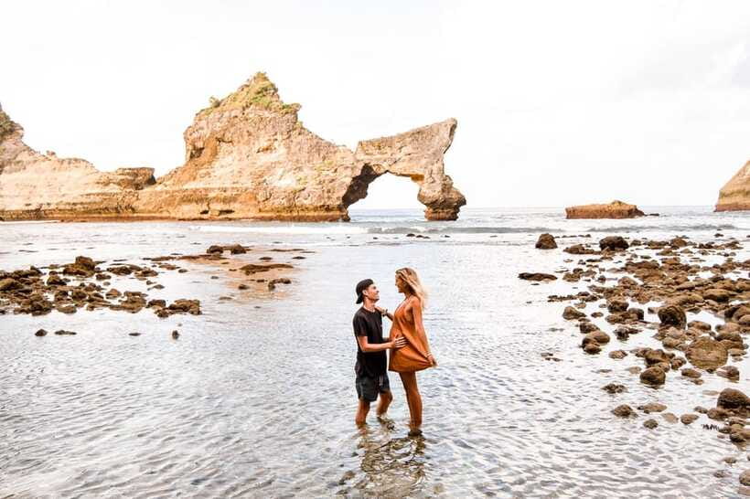 Bali/Nusa Penida: Island Beach Highlights Swim & Hike Tour - Guides make or break Penida, and this tour leans into that