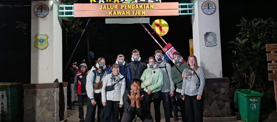 Bali or Banyuwangi: Mount Ijen Blue Fire Hiking - When the geopark is closed on the first Friday