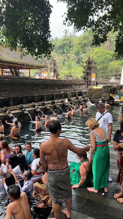 Bali: Penglipuran Village, Tirta Empul & Ubud All Incusive - Tirta Empul Temple, the holy spring and the melukat ritual