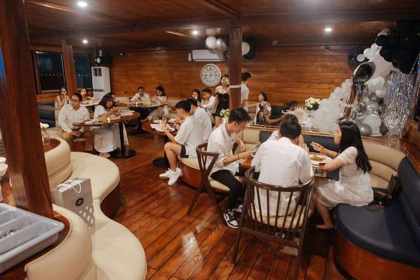 Bali Phinisi Cruise: Sunset Dinner with Live Music & Buffet - Getting back: drop-offs around Bali towns