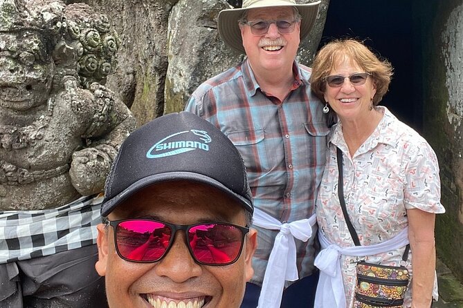 Bali Private Car Charter with Driver - Private Tour Driver Bali - Your Driver: English, Advice, and Optional Photo Help