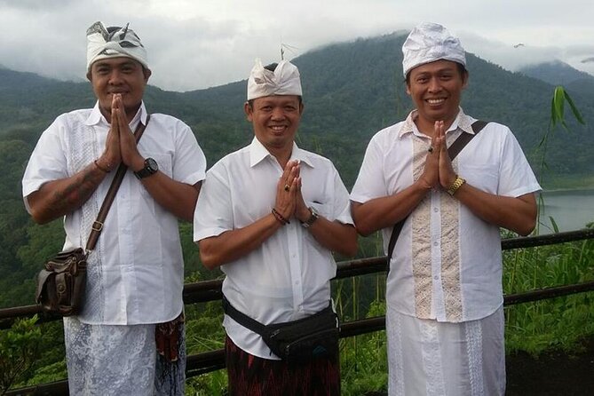 Bali Private Car Charter with Driver - Private Tour Driver Bali - Air-Conditioned Comfort, Parking, and Water Included