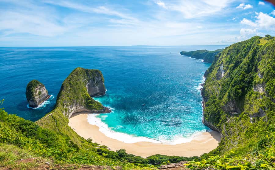 Bali: Private Car with Driver in Nusa Penida - Speedboat from Sanur to Nusa Penida, Built for Time