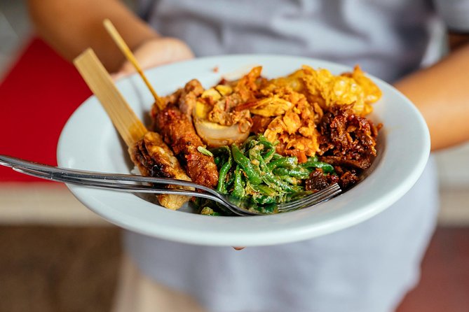 Bali Private Food Walking Tour With Locals: The 10 Tastings - The 4-stop route, from Badung Market to Bali classics