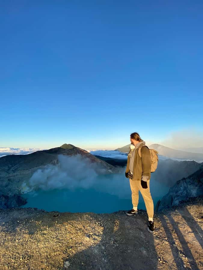 Bali: Private Mount Bromo and Mount Ijen 3-Day Tour - The Bromo crater trek: short climb, big payoff