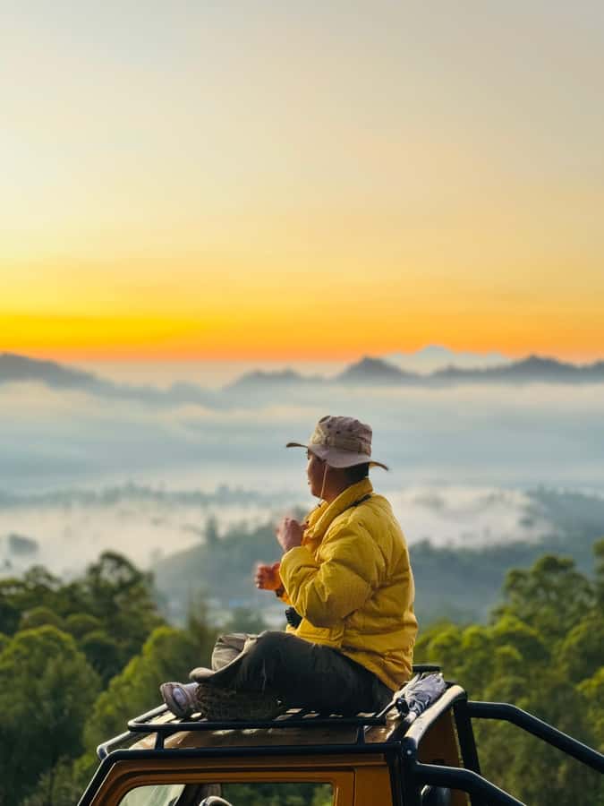 Bali : Private Sunrise Jeep Tour and Hot Spring All Include - Cold-Morning Fuel: Breakfast and Hot Drinks That Make Waiting Bearable