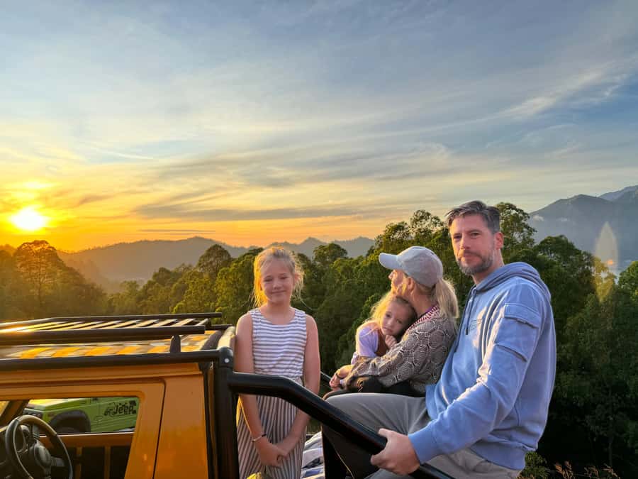 Bali : Private Sunrise Jeep Tour and Hot Spring All Include - Sunrise Photos: How the Driver Helps You Get It Right