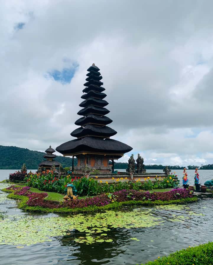 Bali: Private Tour of Jatiluwih, Ulun Danu, and Tanah Lot - Hotel pickup, private transport, and what “private tour” really means