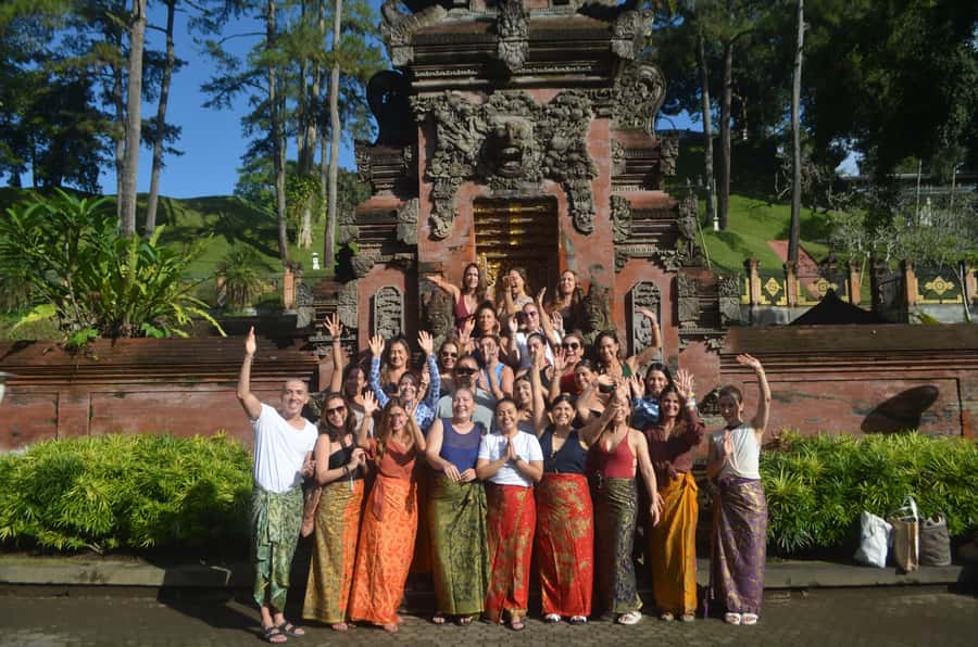 Bali: Purification at Tirta Empul Temple - Getting There Smoothly, Private Guide, and the Temple Entry Advantage
