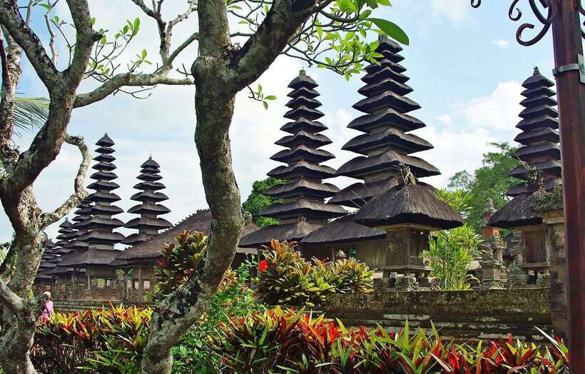 Bali: Purification Ritual at Taman Beji Griya - Lunch break: plan for your own meal and adjust your timing