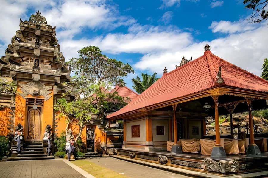 Bali: Safari Zoo and Ubud Palace and Market Day Tour - Who this tour fits best
