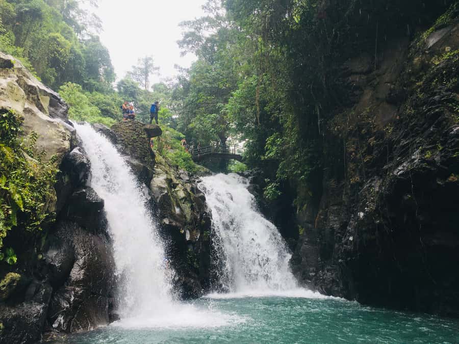 Bali: Sambangan Waterfalls Trekking, Sliding, & Jumping Trip - Gear and coaching: why the right guide changes everything