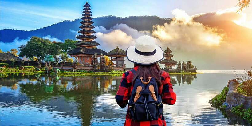 Bali: Secret Garden, Ulun Danu Temple and Waterfall Tour - A 6:00 AM start that pays off at Ulun Danu Bratan