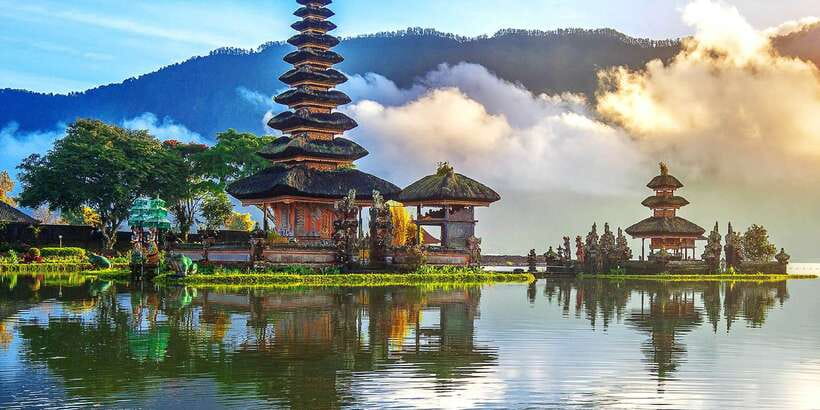 Bali: Secret Garden, Ulun Danu Temple and Waterfall Tour - Ulun Danu Bratan Temple: Dewi Danu, 50,000 Rupiah, and mountain air