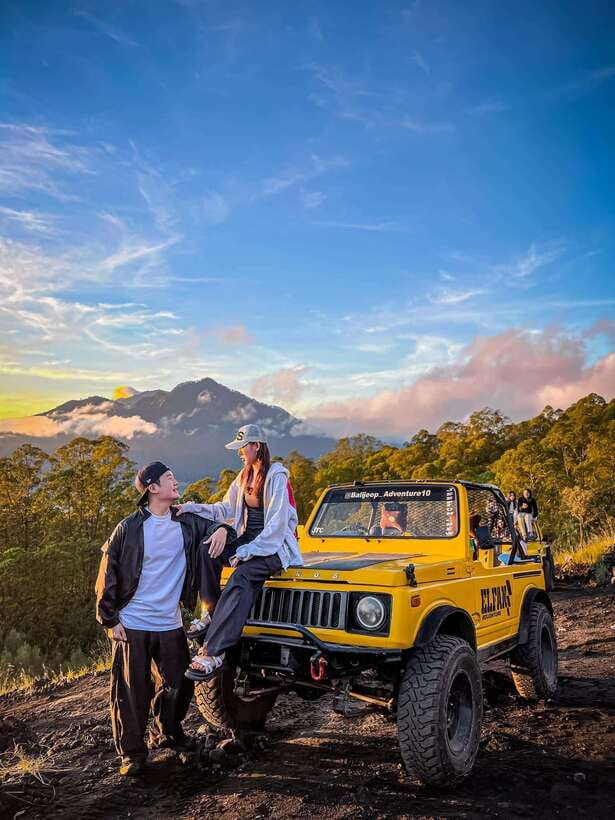 Bali: Shared Mount Batur Jeep Sunrise with Hot Springs - Coffee Plantation Sampling After the Soak