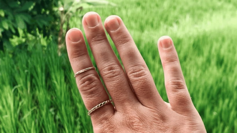 Bali: Sidemen Jewelry Silver Class with 7 Gram of Silver - The Sidemen feel: warm, family-run, and not too formal