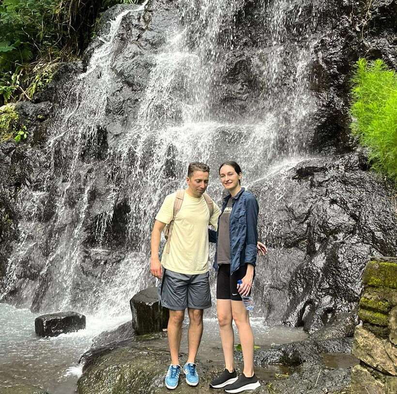 Bali: Sidemen Valley Cycling Tour with Gembleng Waterfall - Traditional farming and the rice fields you actually ride through