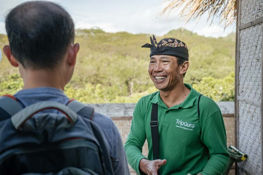 Bali: Skip-the-line Uluwatu Temple and Kecak Fire Dance Tour - Guides, Small Groups, and What Makes the Experience Feel Smooth