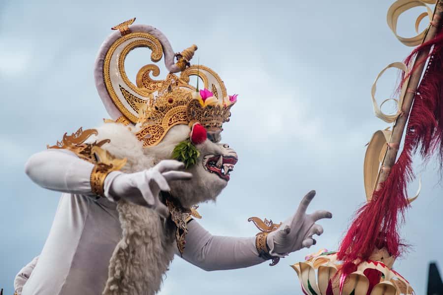 Bali: Skip-the-line Uluwatu Temple and Kecak Fire Dance Tour - Value for About $27: Why This Price Can Make Sense