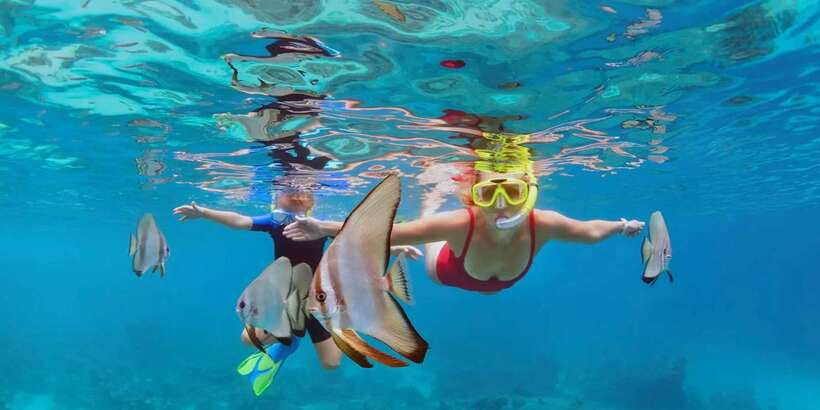 Bali: Snorkeling on 2 spots with Lunch and Transport - Lunch back on the beach: included Indonesian comfort food