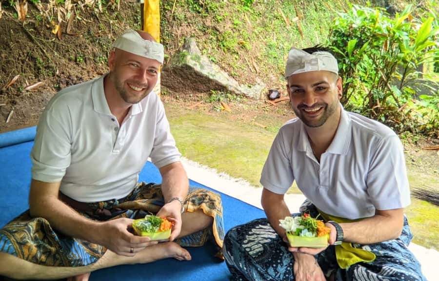 Bali Spiritual: Blessing Ceremony, Pristine Nature, Transfer - Warung Balikaru lunch: red rice tumpeng and honest local flavor