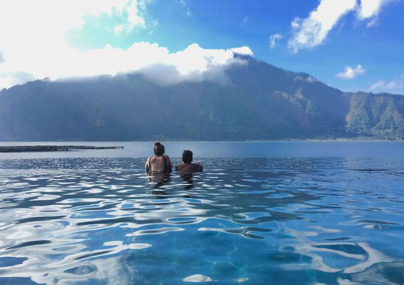 Bali: Sunset Mount Batur Jeep and Hot Spring All Inclusive - Sunset on Mount Batur: How to Think About Clouds and Timing