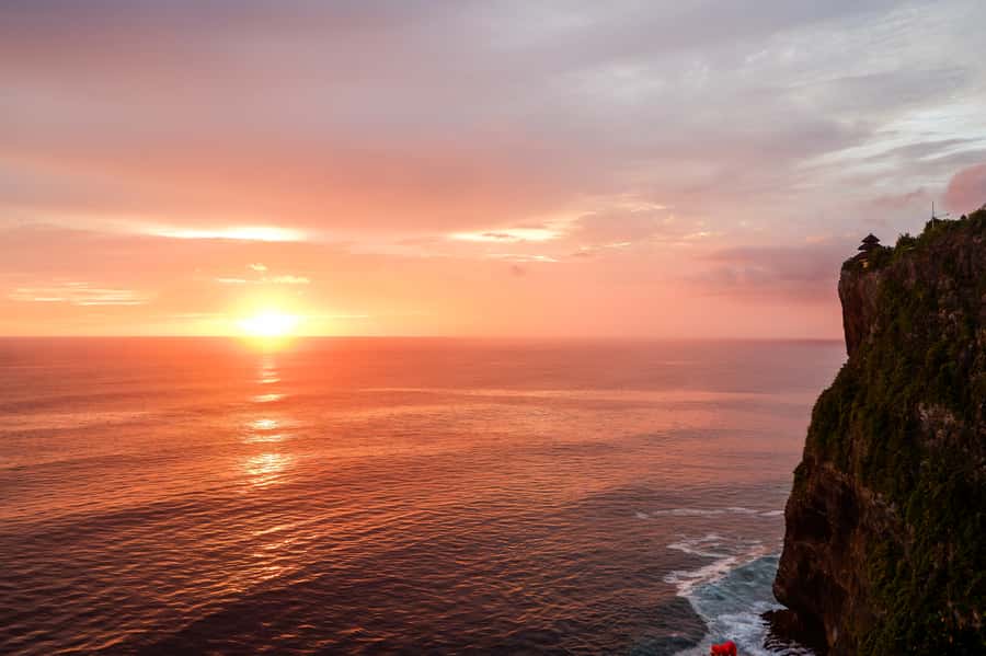 Bali Sunset: Uluwatu Temple, Kecak Dance and Jimbaran Bay - Jimbaran Bay Dinner: Sand Between Your Toes, Seafood Costs Extra