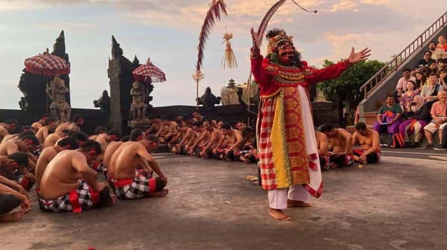Bali: Sunset Uluwatu Temple & Kecak Fire Dance Private Tour - Private pickup and road timing in South Bali