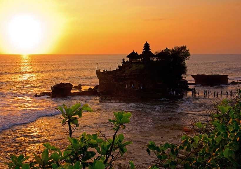 Bali: Taman Ayun and Tanah Lot Temple Sunset Tour - From pickup to temple time: the transport part that matters