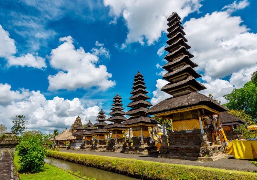 Bali: Taman Ayun and Tanah Lot Temple Sunset Tour - When a lunch stop happens, treat it as optional