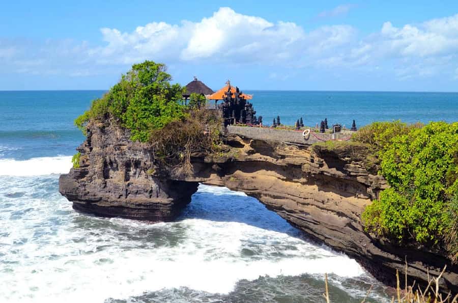 Bali: Taman Ayun, Jatiluwih, Ulun Danu, and Monkey Forest - Monkey Forest temple time: plan for wildlife and stairs