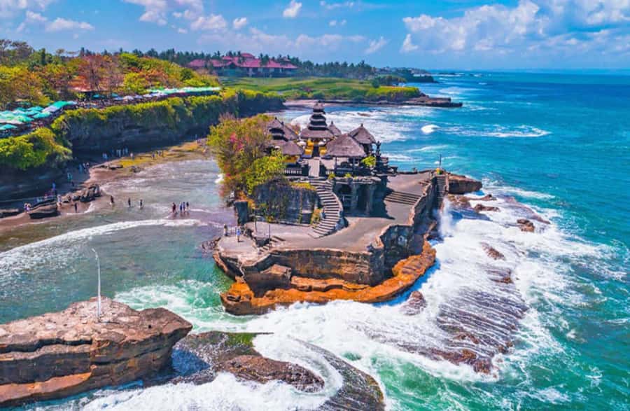 Bali : Tanah Lot Temple Tour with Sunset Dinner - Taman Ayun Temple: Mengwi royal worship, not just a pretty stop