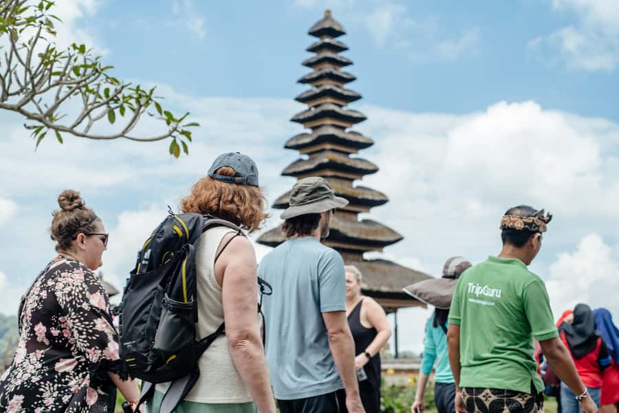 Bali: Tanah Lot UNESCO World Heritage Sites Full-Day Tour - Hotel Pickup and the Reality of Getting Around Bali
