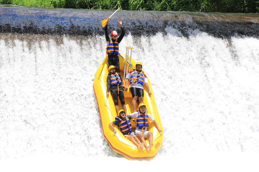Bali: Telaga Waja White Water River Guided Rafting & Lunch - The Day’s Flow: Pickup, Safety Briefing, Then a Downstream 18km Ride