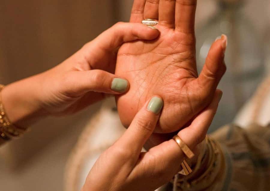 Bali: Temple Visit with Palm Reader & Fortune Telling Option - Key Points