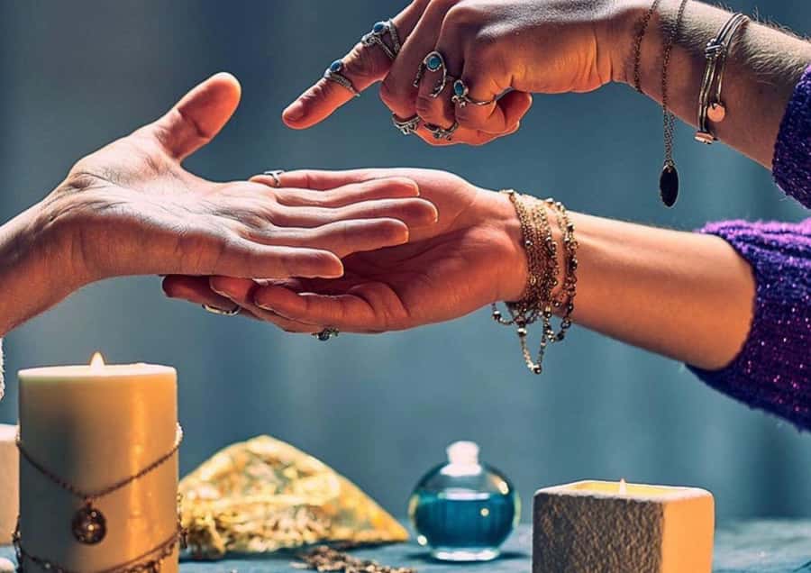 Bali: Temple Visit with Palm Reader & Fortune Telling Option - Fortune Telling, With the Right Expectations