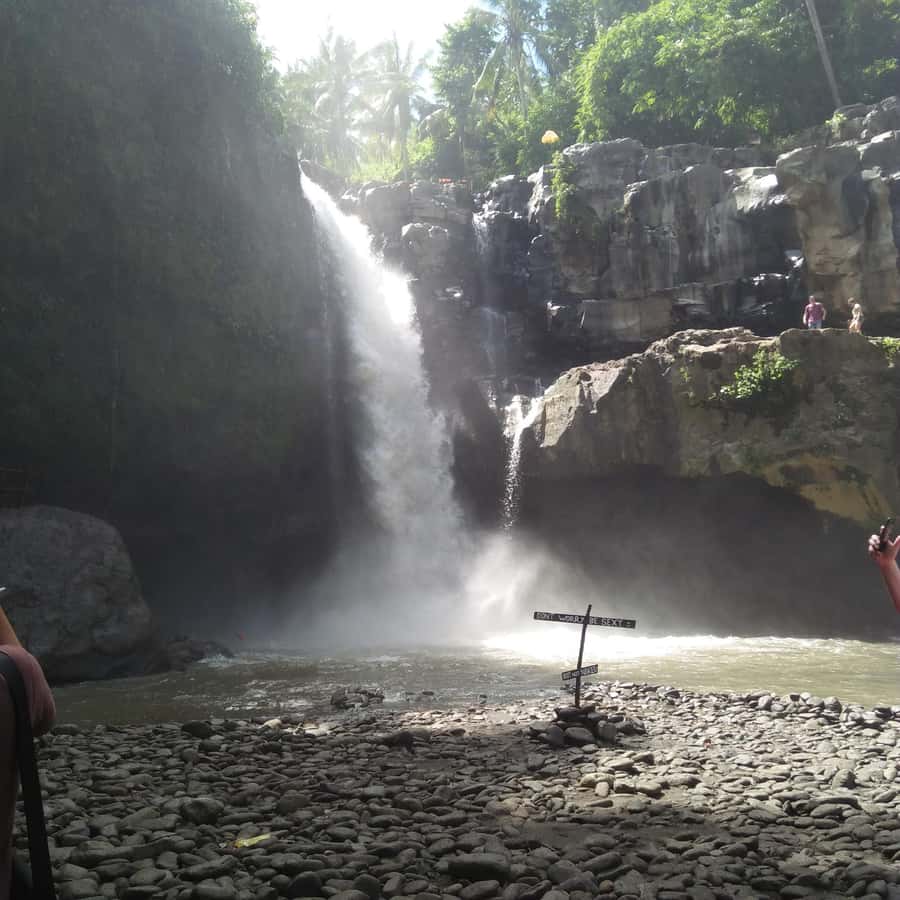 Bali: Tibumana, Tukad Cepung, Kanto Lampo, & Tegenungan Tour - East Bali waterfall route, and how the day stays manageable