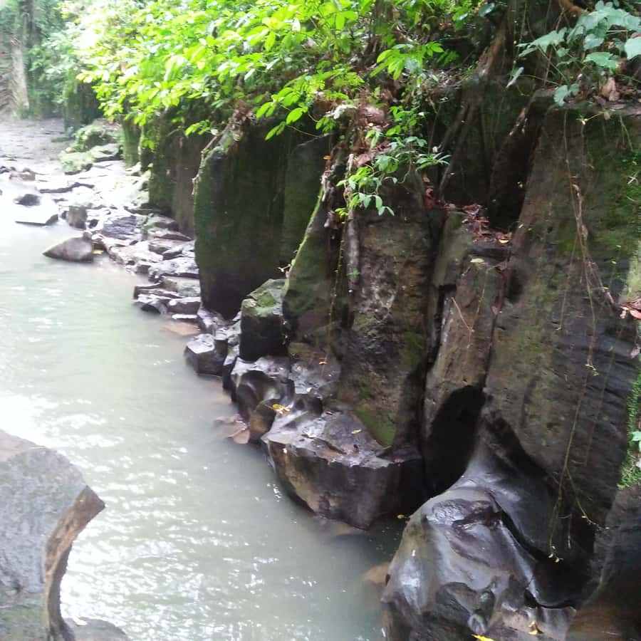 Bali: Tibumana, Tukad Cepung, Kanto Lampo, & Tegenungan Tour - Walking, steps, and water approach: set yourself up to enjoy it
