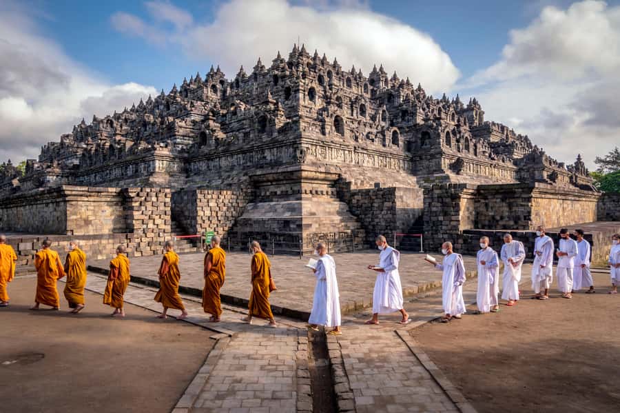 Bali to Yogya: Bromo, Ijen, Tumpak sewu, Prambanan,Borobudur - Price and value, why this route can be worth $613 per person