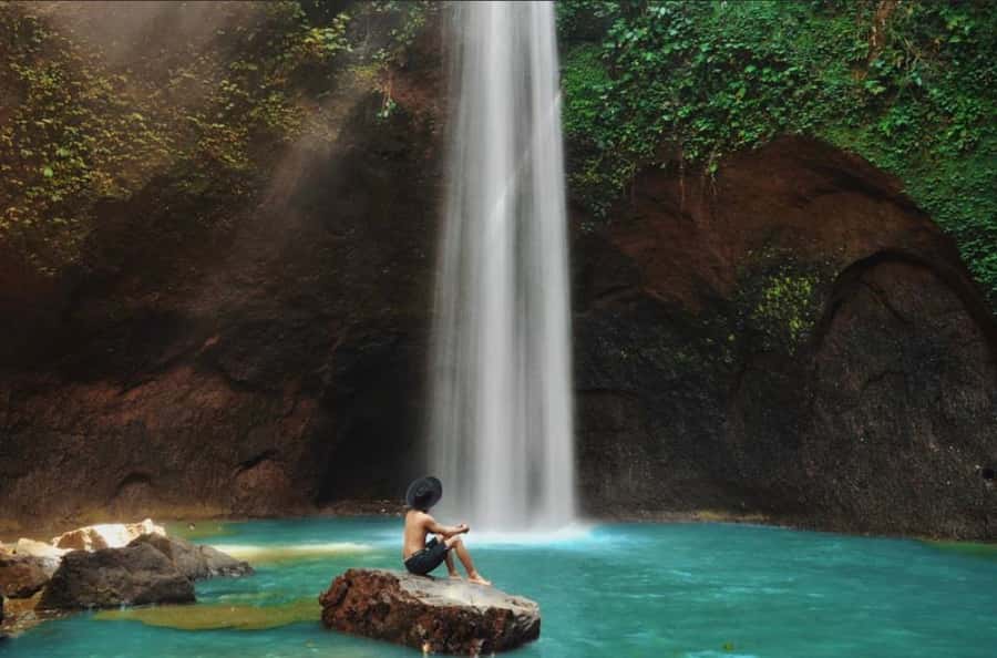 Bali Top's 3 Waterfalls - Temple And Rice Terrace - How This Waterfall and Temple Day Actually Runs