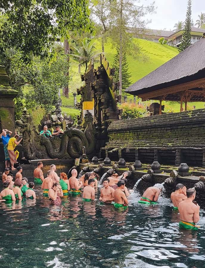 Bali: Trip to Tirta Gangga Palace and Tukad Cepung Waterfall - Lunch Break and the Cost Reality Check